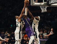 TK体育直播- 字母哥扣篮集锦高清 