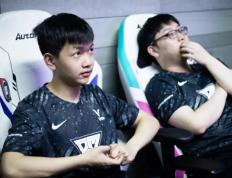 TK体育-包含Rookie爆冷击败拜仁，挺进下一轮引爆全场！的词条