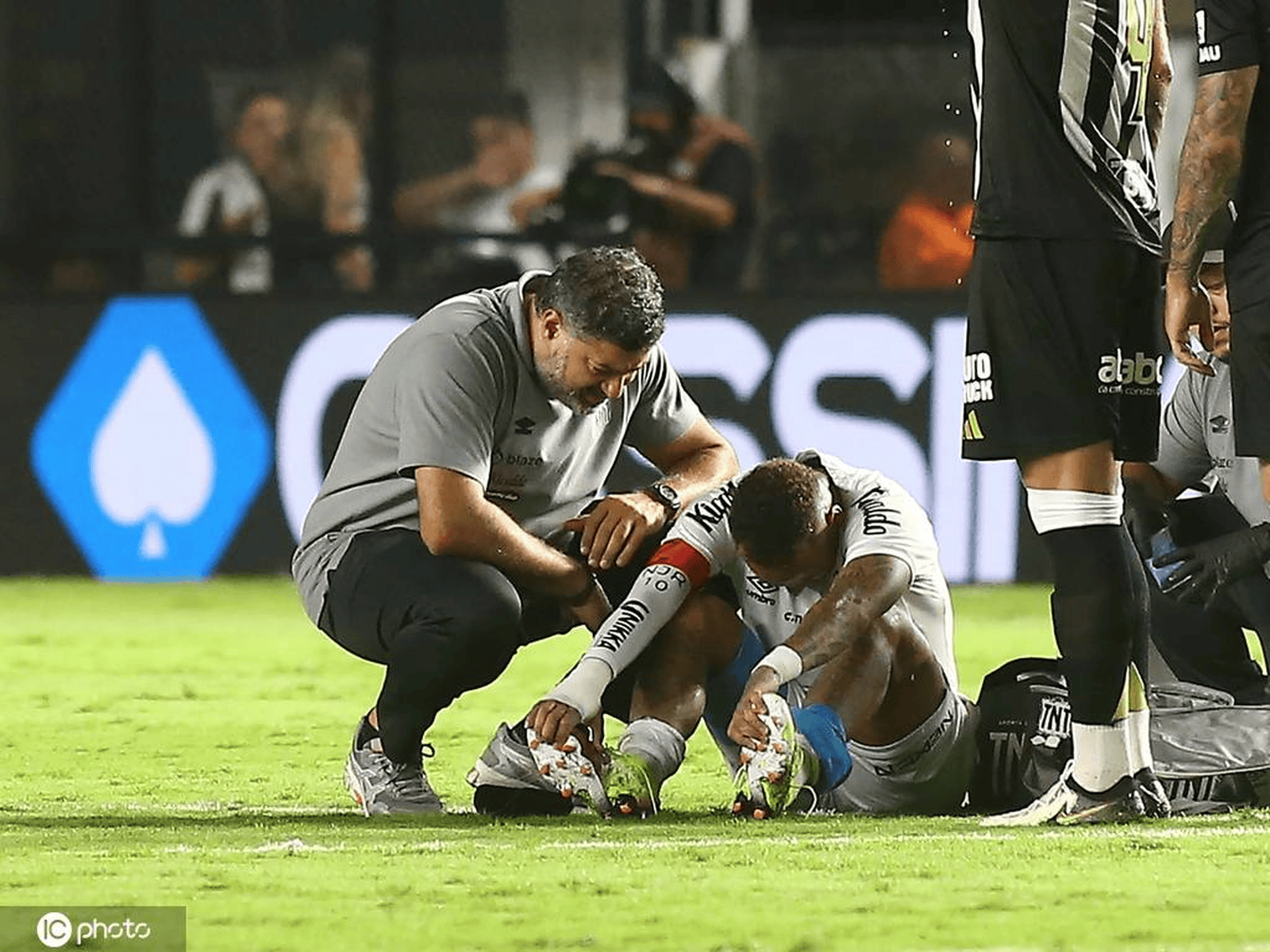 TK体育-内马尔回归赛场，挺进下一轮首场状态亮眼，G2观众沸腾！的简单介绍